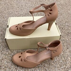 J Adams Nude/Tan T-Strap Heel Pumps Size 10